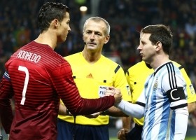 رونالدو يخرج عن صمته ويقول كلاما مؤثرا عن اعتزال ميسي