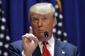 كلينتون: ترامب قد يشن حرباً نووية إذا أنتخب رئيساً