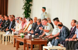 بالصور...جلالة الملك عبدالله الثاني يقيم مأدبة إفطار لكبار ضباط القوات المسلحة والأجهزة الأمنية والمتقاعدين العسكريين