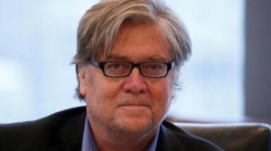 استقالة بانون .. مستشار ترمب المثير للجدل