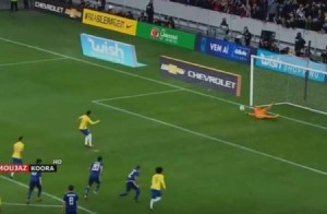 بالفيديو .. هكذا ضيع نيمار ركلة جزاء في فوز البرازيل على اليابان