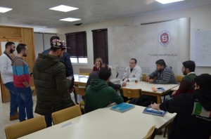 يوم طبي مجاني" لفحص النظر" في جامعة عمان الأهلية