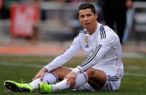 بالفيديو .. أعنف 10 تدخلات على كريستيانو رونالدو