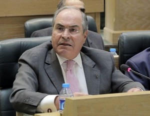 الملقي غاضباً : اتحدى اي نائب يثبت ان ابني يتقاضى (16) الف دينار