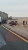 بالصور...وفاة و 5 اصابات اثر حادث تصادم بين شاحنة ومركبتين في معان