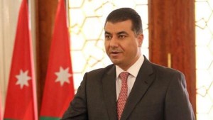وزير الزراعة يحيل 3 موظفين الى النائب العام