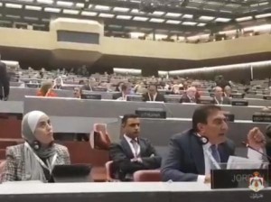 الطراونة للوفد الإسرائيلي: أنتم تعتقلون الأطفال ولن نتنازل عن الوصاية