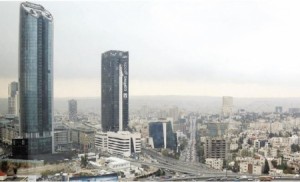 منخفض جوي يمتد اليوم للمملكة.. وتوقعات بأمطار وانخفاض على الحرارة