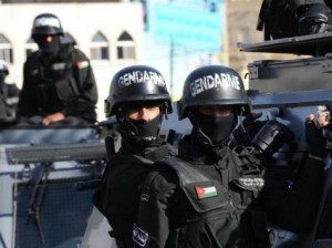 ضبط 8 مطلوبين امنيا ومواد مخدرة واوراق نقدية مزيفة