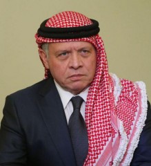 الملك ينعى معلمته أميمة الرفاعي