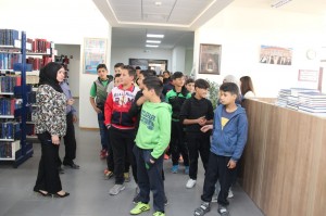 محاضرتان في "عمان العربية" لطلبة مدراس في التواصل الاجتماعي والبرمجة