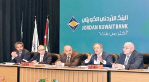 رنين خاص لعبارة الكباريتي.. “إلعنوا أبوهم وأمهم”.. المُواجَهة “حتميّة” بين الحكومة وكِبار المَصرفيين
