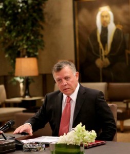 رسالة الى الملك من 48 شخصية اردنية : الأمر يستدعي عملية انقاذ وطني