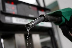 خبير طاقة: الحكومة ترفع اسعار المحروقات بعد انخفاضها عالمياً...وعليها أن تكون أكثر "دبلوماسية"