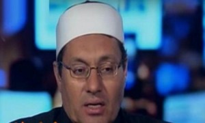 داعية مصري يثير الجدل : الصوم ليس فرضا على من راتبه أقل من هذا المبلغ!