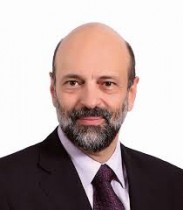 الرزاز للاصلاح: لا ادعو الى العلمانية وسأدرس التعديل الوزاري