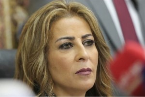 غنيمات تكشف : توقيف " 10 " أشخاص و " 11 " ملاحقين و " 8 " خارج البلاد و " 1 " متوفي في قضية الدخان