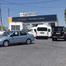 القبض على مرتكب جريمة السلب على بنك في ابو نصير