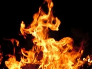 موظف في بلدية اربد يضرم النار بنفسه اثناء الدوام