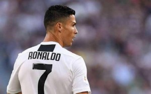 بعد نشر الدليل .. رونالدو قد يواجه الترحيل أو العودة لبلده