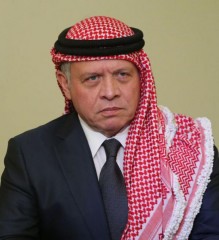 الملك يعزي الرئيس المصري بهجوم حافلة المنيا