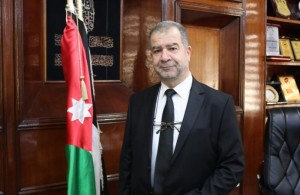 أبو السكر: سندرس كافة الحلول لتثبيت عمال المياومة