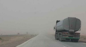 اغلاق الطريق الصحراوي بسبب السيول