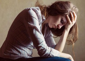 علماء: مواقع التعارف على الإنترنت مسؤولية عن العنوسة