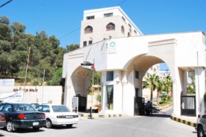 تعزيزات أمنية مكثفة في محيط جامعة جرش الأهلية أثر مشاجرة عشائرية