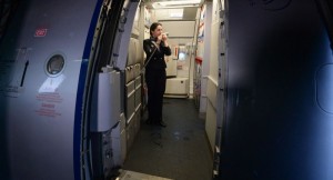 الحقيقة المرة...طعام الرحلات الجوية غير نظيف