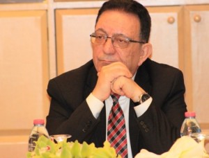 معالي مالك حداد عن مؤتمر لندن: نرجو ألا يكون ذهابنا للحصول على منح مالية