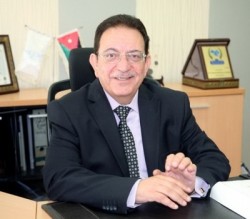 معالي مالك حداد مرة اخرى واخرى  .... طموح بلا سقف ...