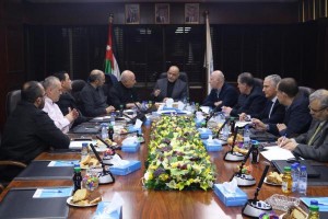 تجارة عمان تطالب الحكومة بسرعة تعويض متضرري الامطار