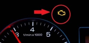 إذا ظهرت هذه الإشارة في سيارتك.. الى الميكانيكي درّ!