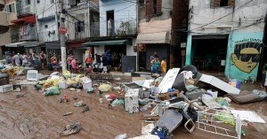 12 قتيلا و6 إصابات إثر فيضانات في البرازيل