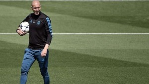 أكبر الرابحين والخاسرين من عودة زيدان