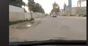 بالفيديو .. شارع الشحن الجوي لا يصلح لسير الدواب .. والكابتن محمد الخشمان : ماذا انت فاعل يا وزير البلديات ؟