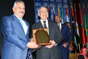 ‎تكريم عربي متميز  للمهندس المبيضين