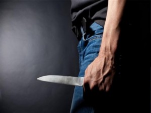 عمان .. طعن شاب على يد شقيقه اثر مشاجرة بينها