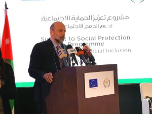 بالفيديو . الرزاز يكشف عن برنامج دعم للاسر غير قادرة على استكمال متطلبات الحياة خلال شهر رمضان ..