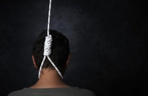 الأمن يحقق في شبهة انتحار شاب بالكرك