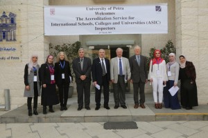 جامعة البترا تعزز إنجازاتها بحصولها على شهادة الاعتماد البريطاني ASIC على مستوى الجامعة
