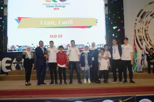 طلاب النظم يحصدون الجوائز في أولمبياد اللغة الإنجليزية الدولية 2019 ELO