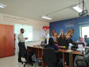 Orange الأردن تخرّج طلبة مختبر (OYIL) في "اليرموك"