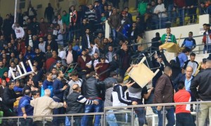 ضبط احد مثيري الشغب في سلة الوحدات والاهلي