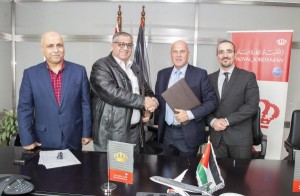 الملكية والنقل الجوي يوقعان عقدا يتيح للموظفين طلب التسريح الاختياري