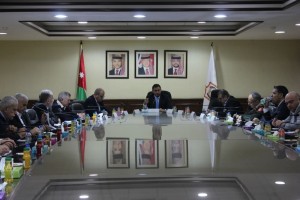 الحموري : وفرة كبيرة من السلع في السوق المحلي تتجاوز الحدود الآمنة