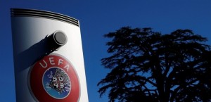 هل أوصت منظمة الصحة بتجميد فعاليات كرة القدم في أوروبا؟