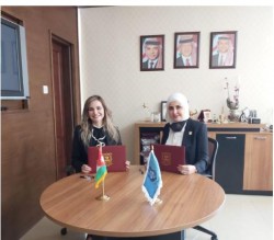 اتفاقية تعاون تدريبي بين جامعة عمان الأهلية ومؤسسة منى بدح للاستشارات