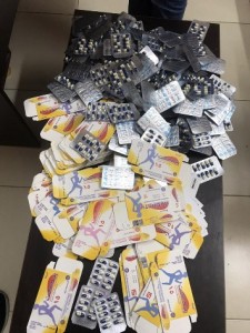 ضبط مصنع يزوّر تواريخ إنتاج مستحضرات صيدلانية